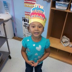 Meet your Posher, Naylani